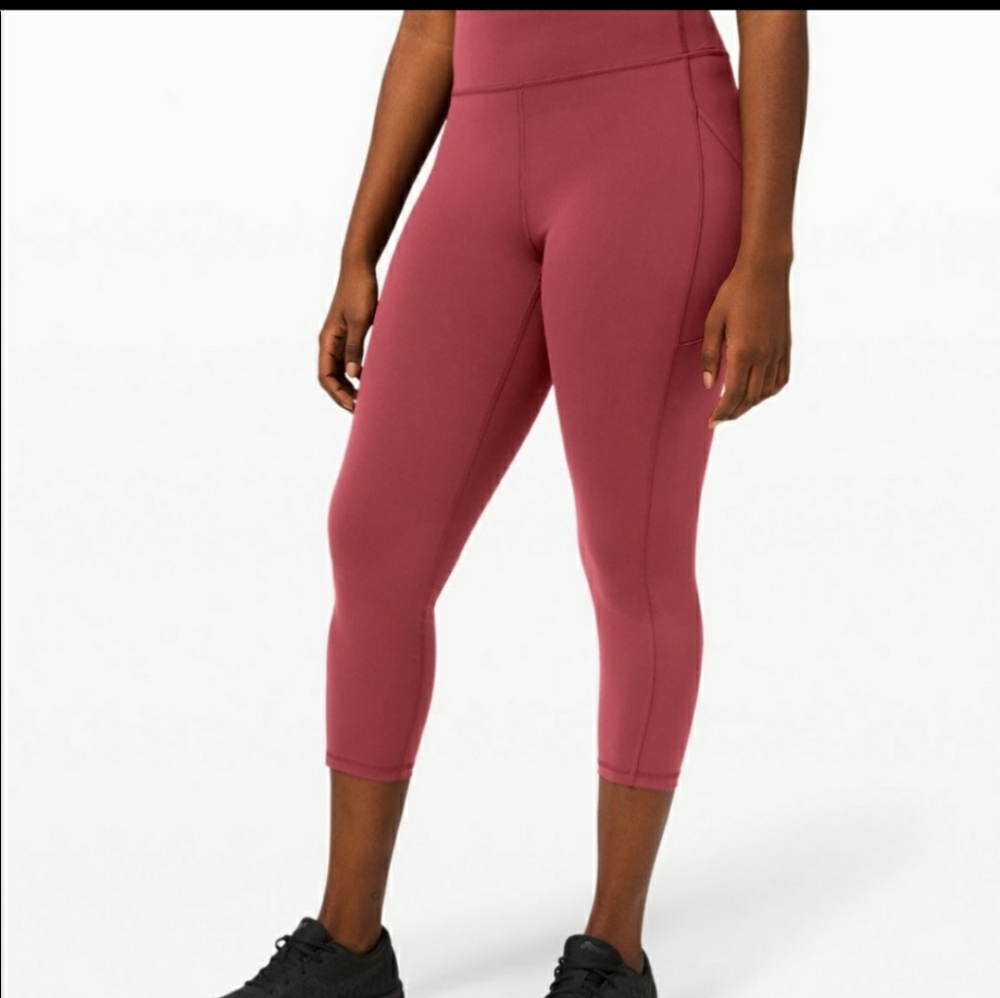 LULULEMON Invigorate High-Rise Crop 23” NWT